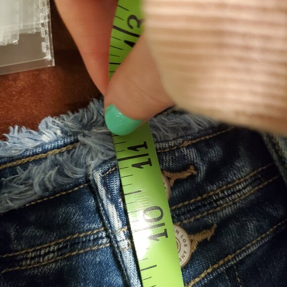 Kancan Cut Off Fringe Blue Jean Denim Shorts SIze 28 or a Size 6 Boho Cowgirl - Picture 3 of 13